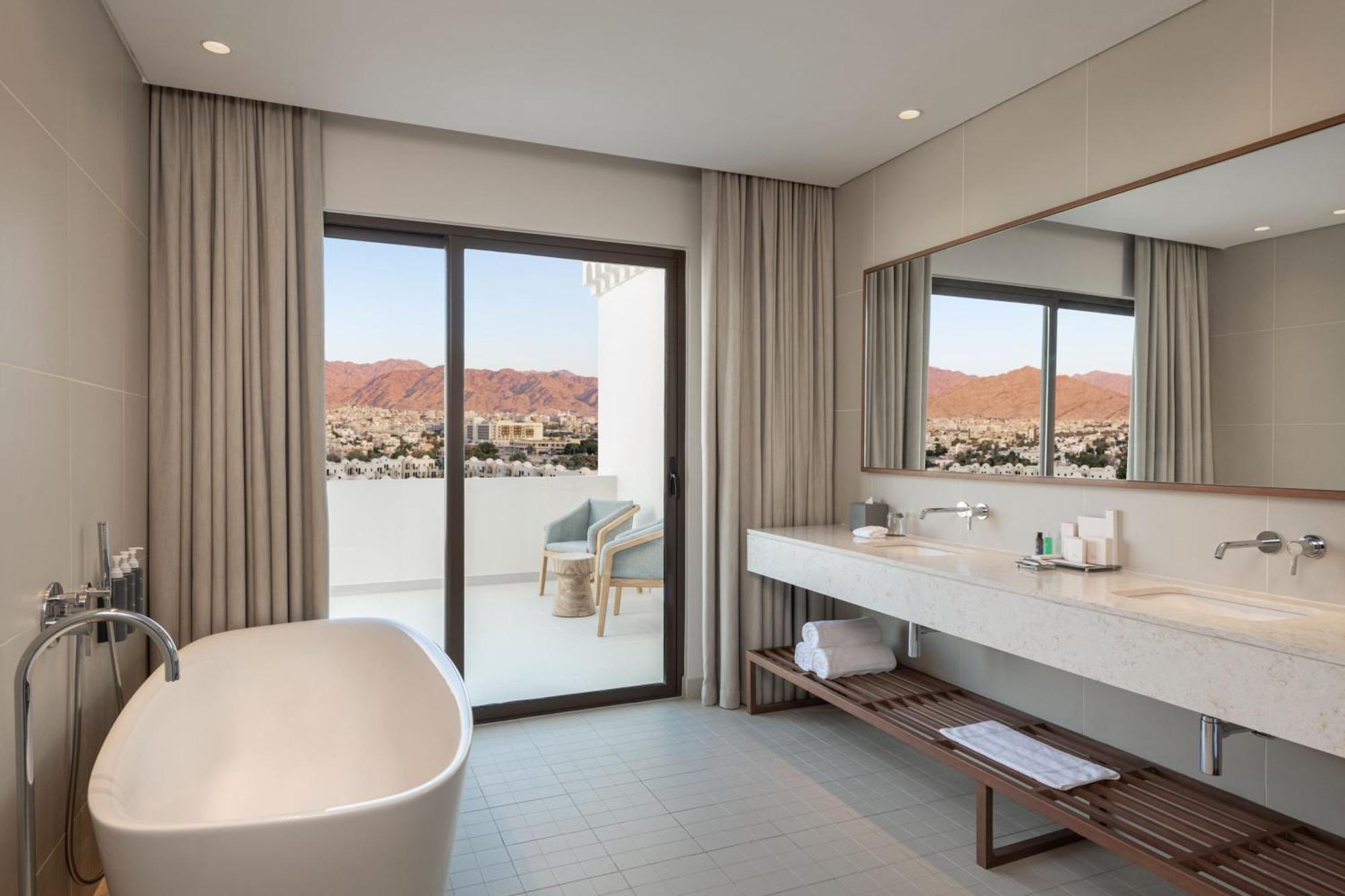 The Westin Saraya Aqaba Resort & Spa Exterior foto